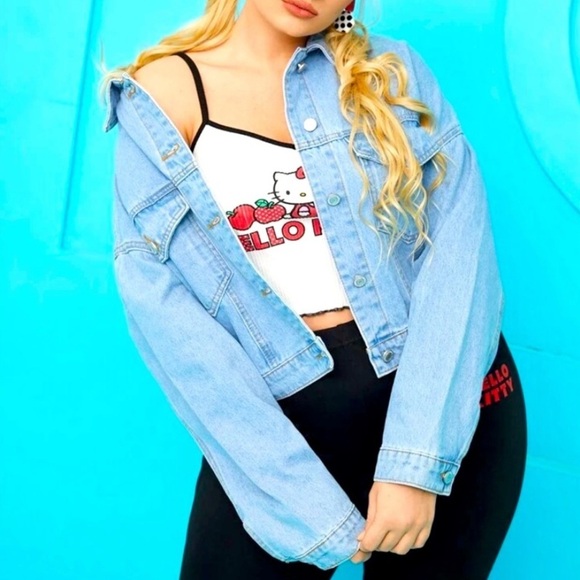 Hello Kitty x SHEIN Woman’s Light Wash Blue Denim Graphic Jacket Size 4XL NWT - Picture 5 of 9